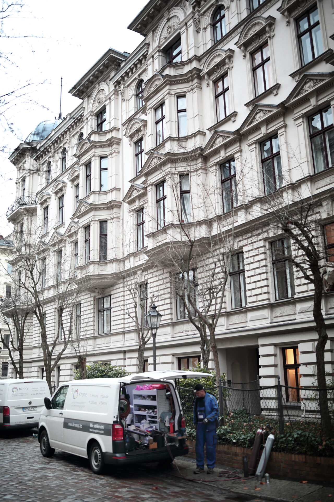 Mehrfamilienhaus mit Altbaufassade